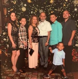 Meet your Posher, Cesar